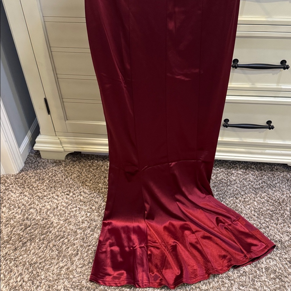 NWT mermaid satin dress - Picture 3 of 6